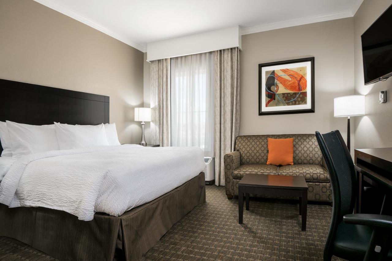 Towneplace Suites By Marriott Seguin Exterior photo